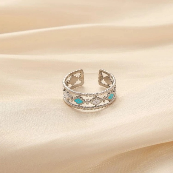 Geometric Decor Cuff Ring - Picture 3 of 6